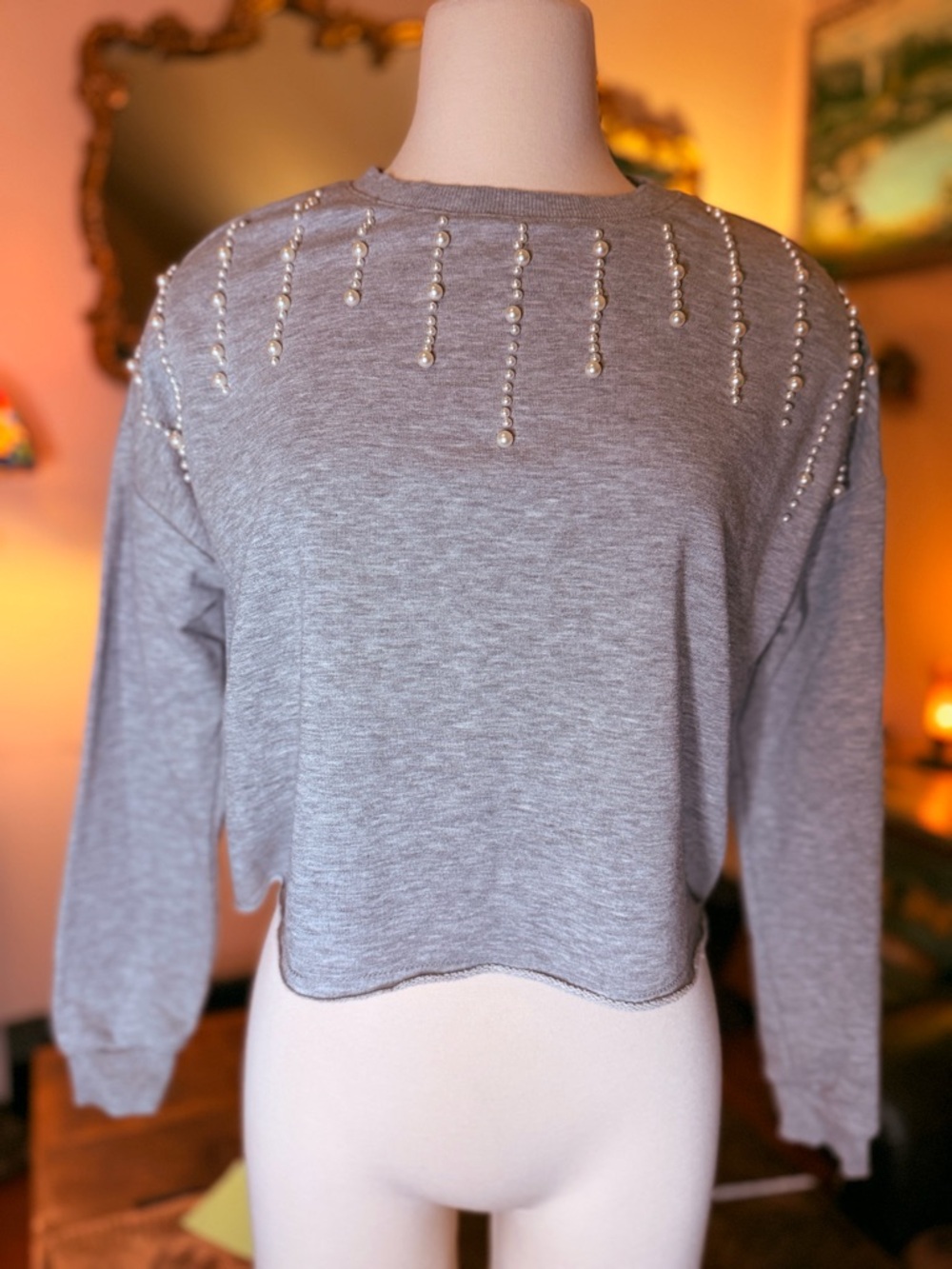 Heather Gray Pearl-Embellished Women’s Crewneck Top Sweatshirt
